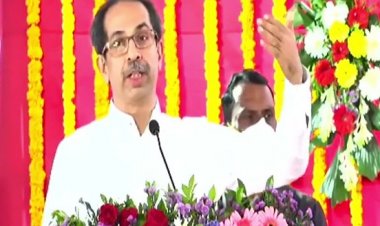 "देश मर्जीवर नव्हे, अधिकारांवर चालतो" : उद्धव ठाकरेंचा केंद्रावर निशाणा