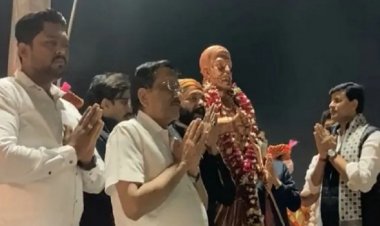 आमदारांनी विनापरवानगी बसवलेला शिवाजी महाराजांचा पुतळा पोलिसांनी हटवला