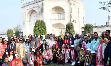 मकबरा व परिसरातील ऐतिहासिक सौंदर्य पाहून G-20 परिषदेच्या महिला प्रतिनिधींनी केला आनंद व्यक्त  