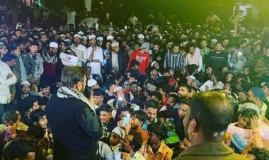 खा. इम्तियाज़ जलील यांच्या नेतृत्वात 15 संघटना एकत्रित; उपोषण स्थळी छत्रपती संभाजी नगर विरुद्ध औरंगाबादकरांची अलोट गर्दी