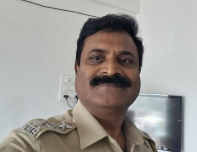 बायको व पुतण्याचा गोळ्या घालून खून करून  ACP ची आत्महत्या