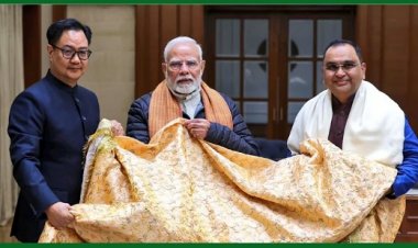 मोदींची अजमेर शरीफ चादर: धार्मिक सलोख्याचे प्रतीक की राजकीय डावपेच?