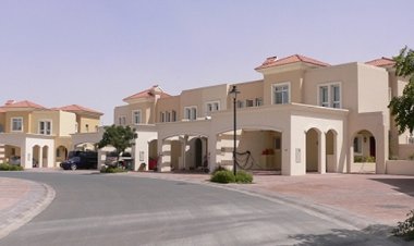 भारतीयांना मुस्लिम राष्ट्रात सुरक्षित वाटत असल्याने दुबईत प्रचंड प्रमाणात घर खरेदी : अन् इकडे बहुसंख्य हिंदूंच्या देशात अतिशय तणावाच्या तरी ही शांततेत बकरी ईद साजरी...!