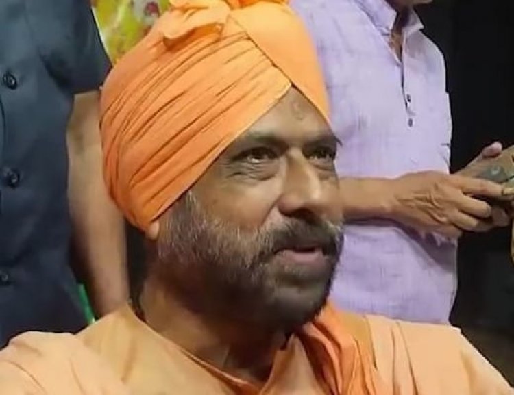 भगवाधारी रेपिस्टला पद्मश्री : भारतीय सर्वोच्च सन्मानाची विटंबना