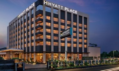 तारांकित हॉटेलमधील शासकीय बैठक, ‘चतुर’ पत्रकाराच्या लाखोंच्या खेळाची खमंग चर्चा