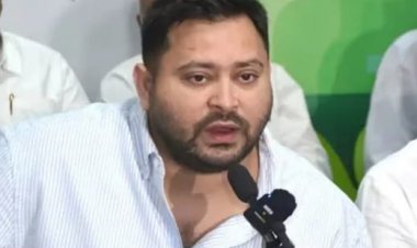 वोट मागायला "भाऊ", विरोध केला तर "आतंकवादी" – तेजस्वींचा राजकारण!